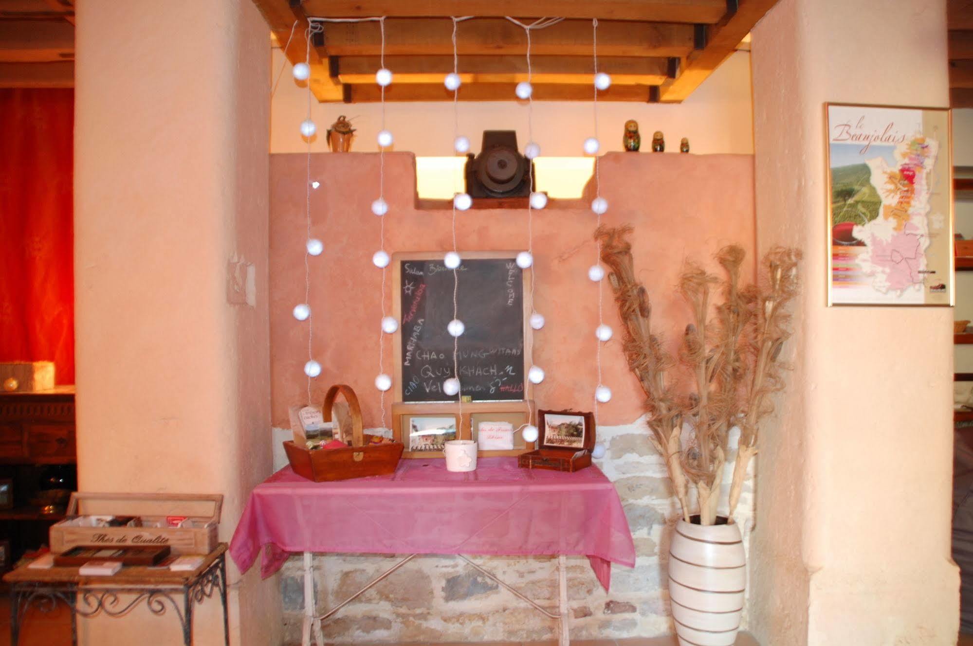 Bed and Breakfast L'Aube Du Moulin Gleizé Esterno foto