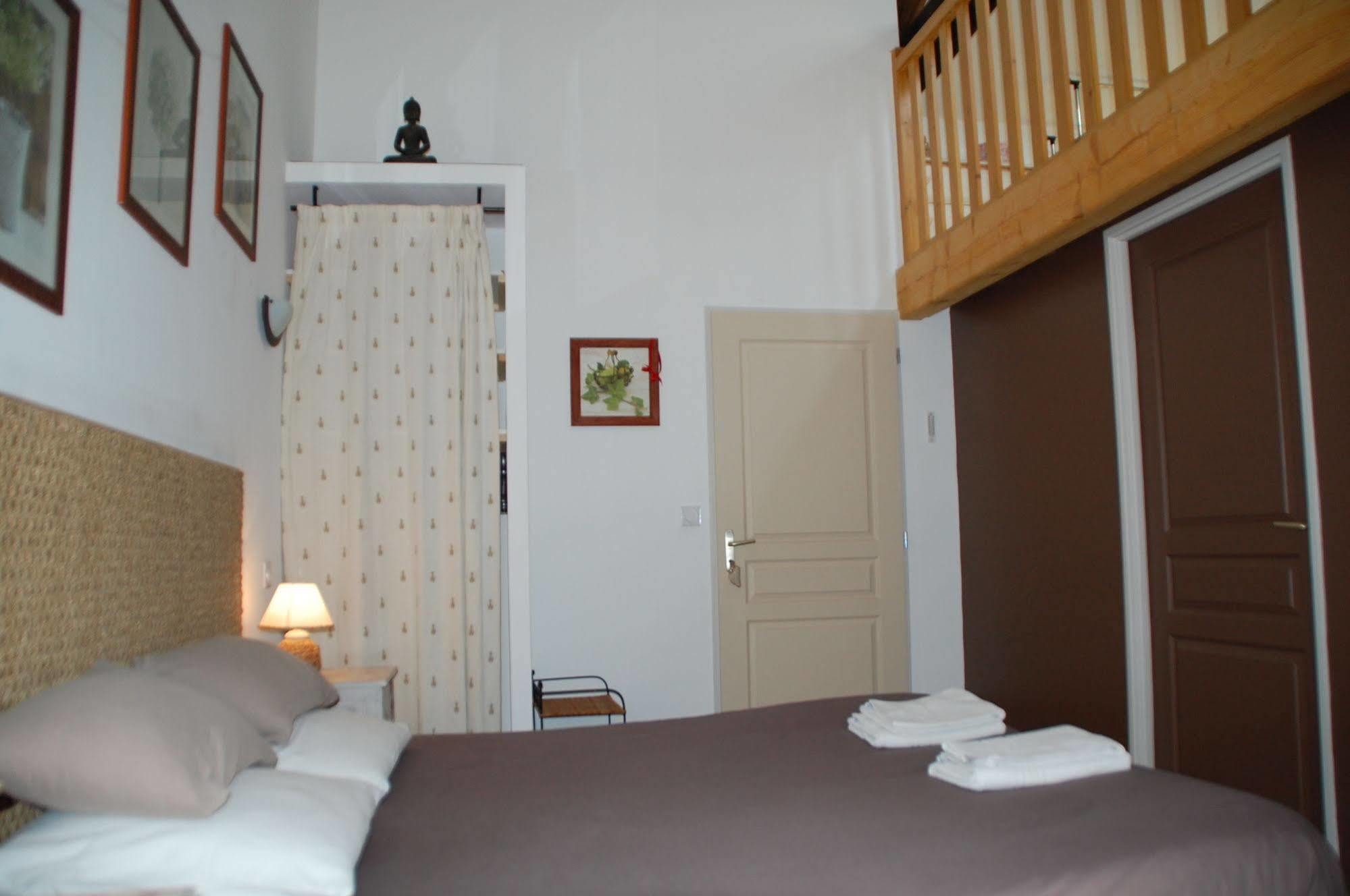 Bed and Breakfast L'Aube Du Moulin Gleizé Esterno foto